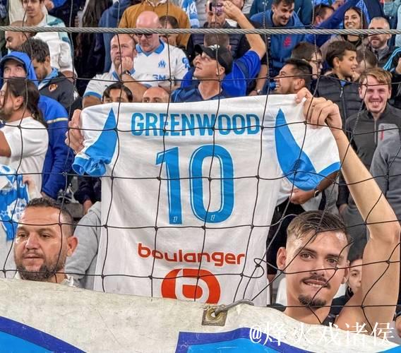 昔日曼联前锋重生:短短3年 身价从0涨到5000万!再回巅峰 昔日曼联前锋重生:短短3年 身价从0涨到5000万!再回巅峰